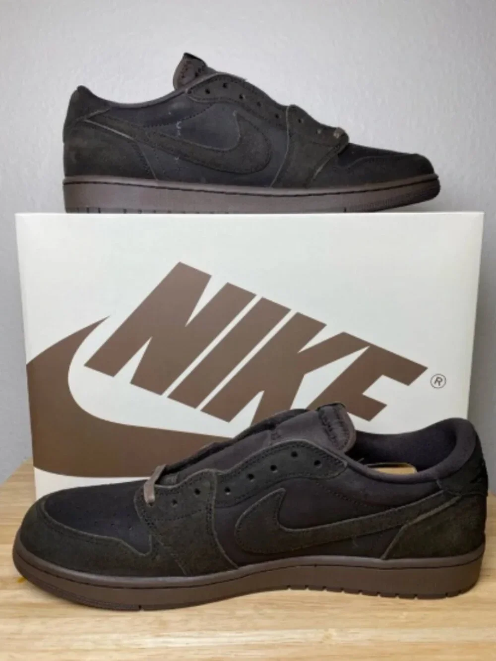 Air Jordan 1 x Travis Scott Velvet Brown Mocha